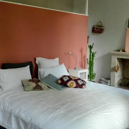 Oda ve Kahvaltı Au Logis De La Mongie