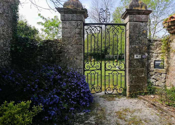 B&B Au Logis De La Mongie Soullans