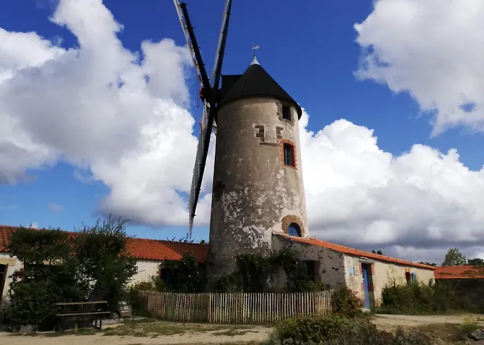 Oda ve Kahvaltı Au Logis De La Mongie