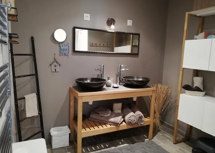 Au Logis De La Mongie B&B